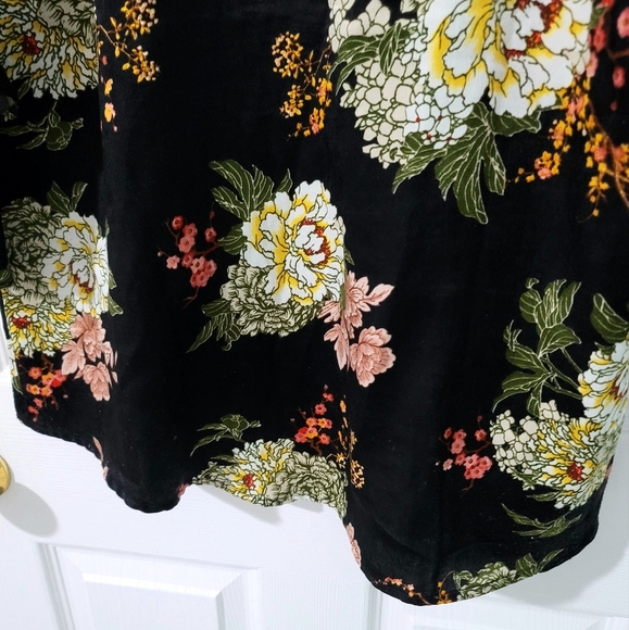 NY Collection Women's Floral Long Sleeve Ruffled Blouse Size L - Picture 9 of 12